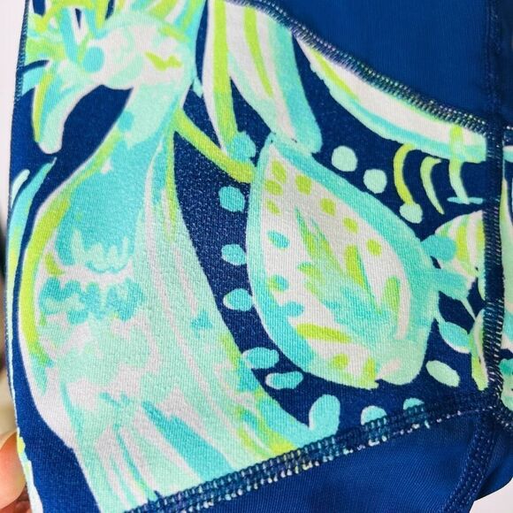 Lilly Pulitzer Blue Green Tropical Mesh Insert Workout Pants - Picture 3 of 13